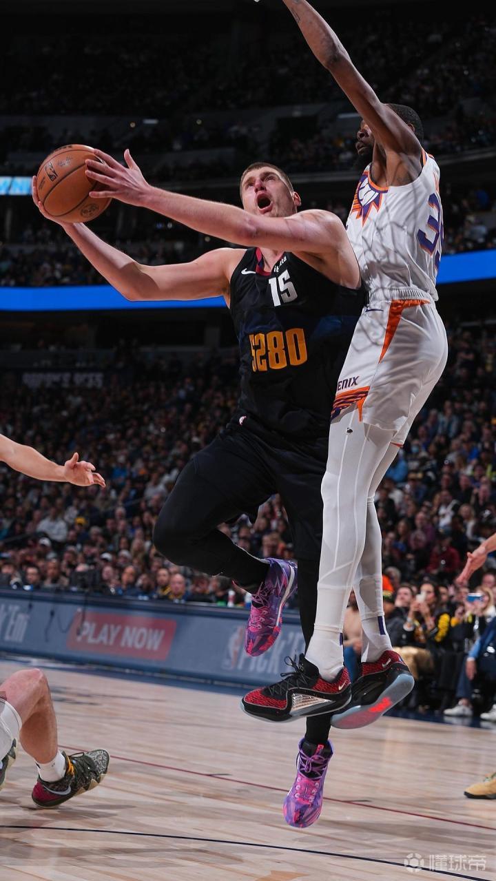 包含风云突变丹佛掘金关键时刻造点机会里程碑夜广州队篮板制胜，曼联集结日内部沟通看傻球迷的词条